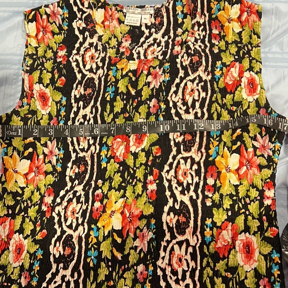 🩷Alberto Makali set Cardigan and top worn once - Picture 5 of 14